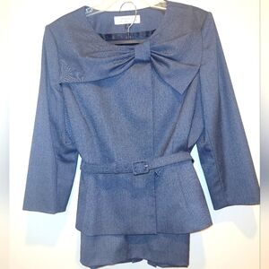 Tahari Arthur S. Levine Nannette Lepore Grey Business suit